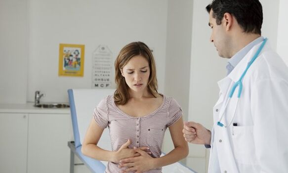 The gastroenterologist will tell the patient with pancreatitis in detail how to eat so as not to harm the body
